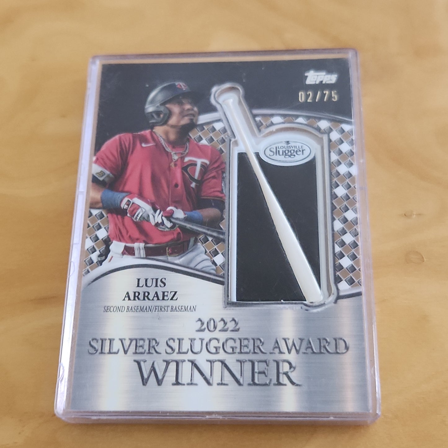 Topps 2022 Silver Slugger Award Winner Luis Arraez 2/75 Relic #SSP-LA