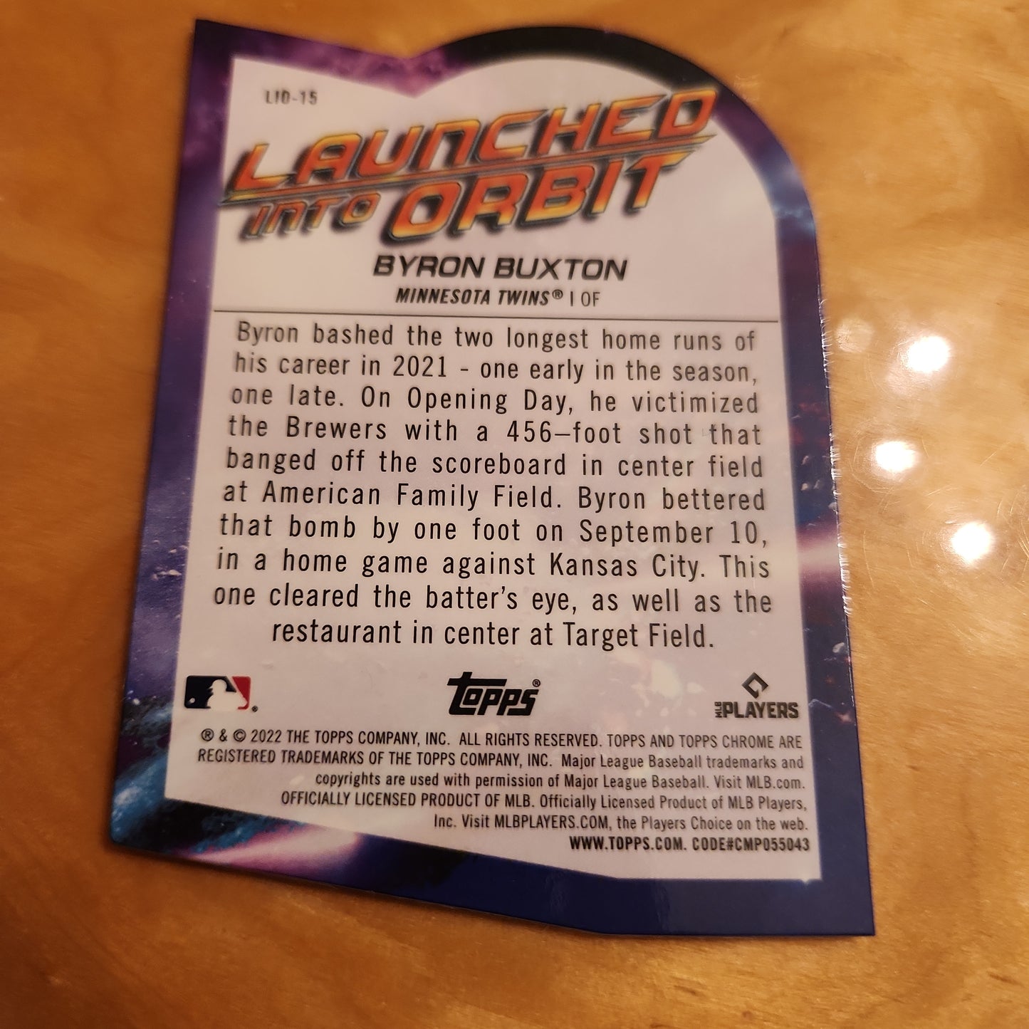 Topps Chrome Launched Into Orbit Dye-Cut Bryon Buxton #LIO-15