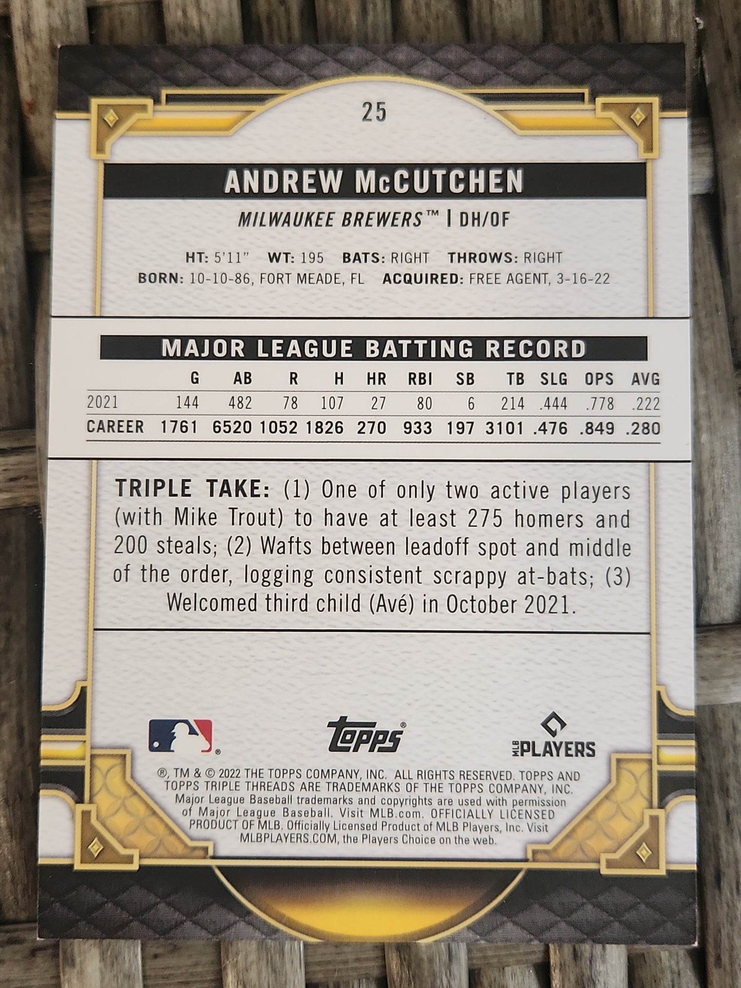 2022 Topps Triple Thread Andrew McCutchen Green 081/259 #25 Milwaukee Brewers
