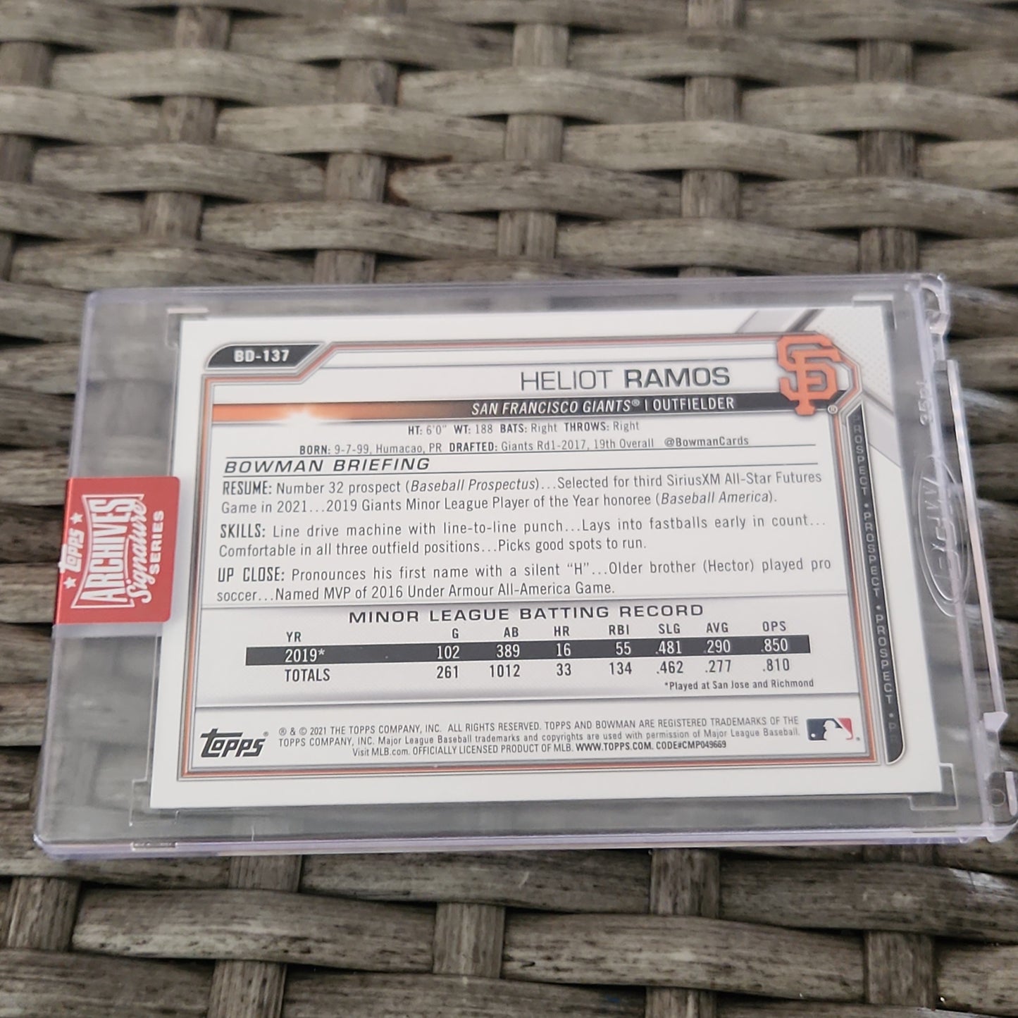 Topps Archive Signature Series 1st Bowman Heliot Ramos Auto 77/79 #BD-137