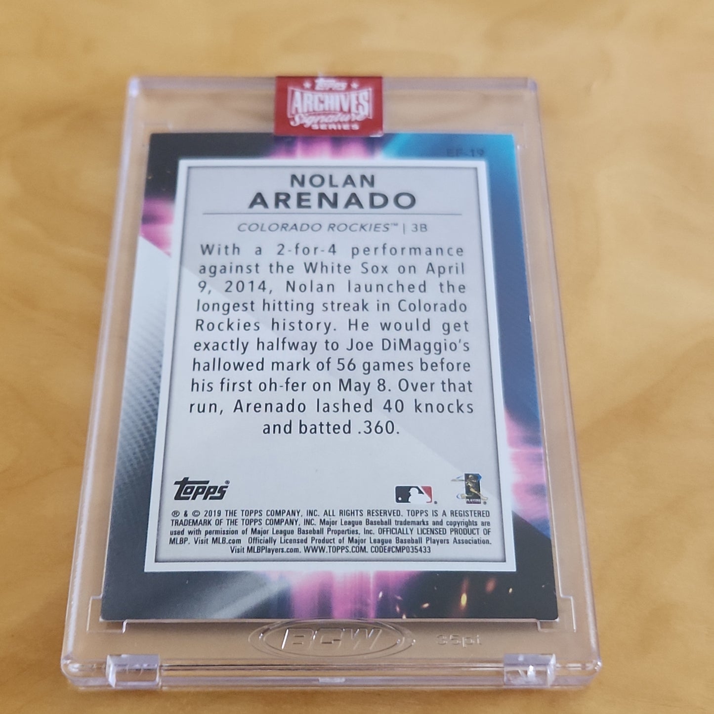 Topps Archive Signature Series Fire Gold Nolan Arendo Auto 1/1 #EF-19