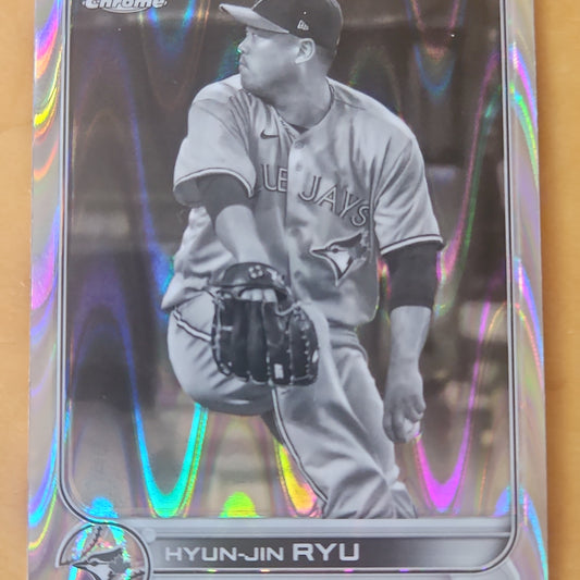 2022 Topps Chrome Hyun-Jin Ryu Wave Refractor #122 Toronto Blue Jays
