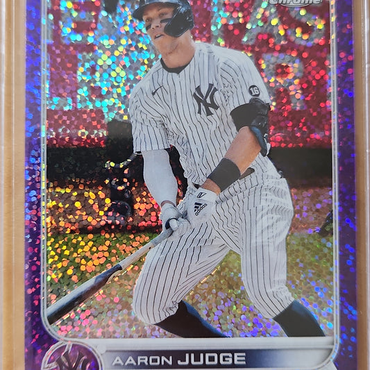 2022 Topps Chrome Aaron Judge Purple Speckle 099/299 #99 New York Yankees