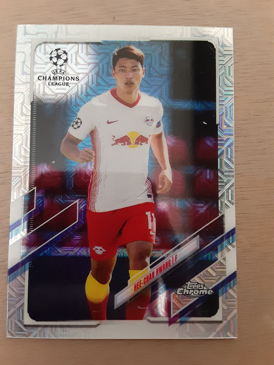 2020-21 Topps UEFA Champions League Japan Edition Hee-Chan Hwang Mojo