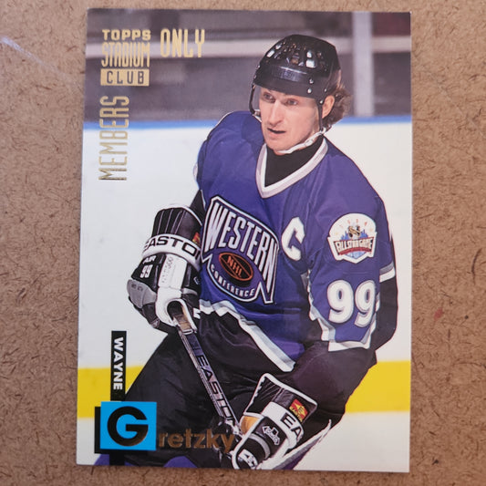 Topps Stadium Club Only Members Wayne Gretzky #5