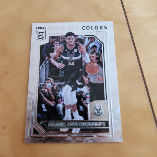 Panini Elite Primary Colors Giannis Antetokoumpo #10