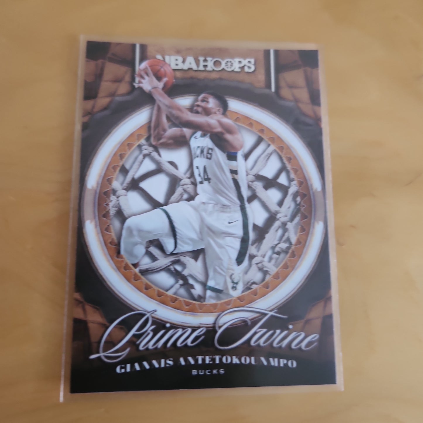 Panini NBA Hoops Prime Twine Giannis Antetokunmpo #4