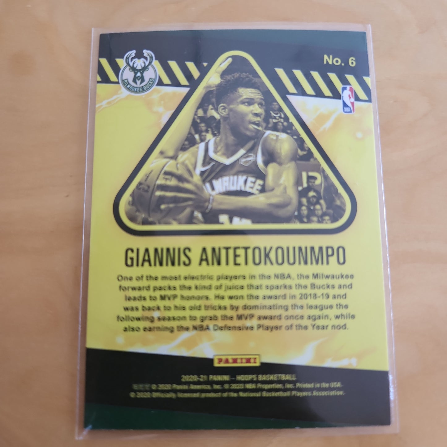 Panini NBA Hoops High Voltage Giannis Antetokoumpo #6