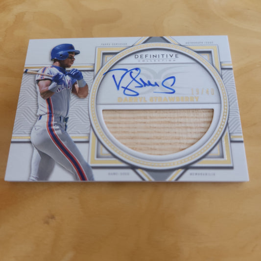 Topps Certified Definitive Darryl Strawberry Bat Relic Auto 19/40 #DARC-DS