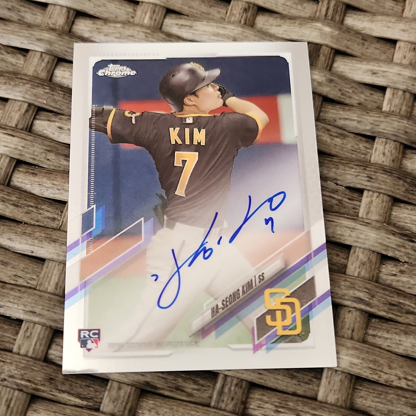 Topps Chrome Ha-Seong Kim RC Auto #RA-HK