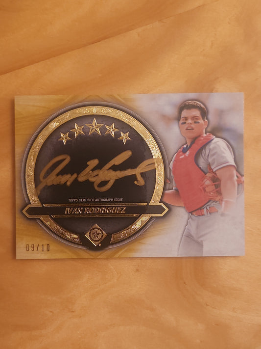 2021 Topps 5 Star Golden Graphs Autographed Ivan Rodriguez Auto #GG-IR 09/10