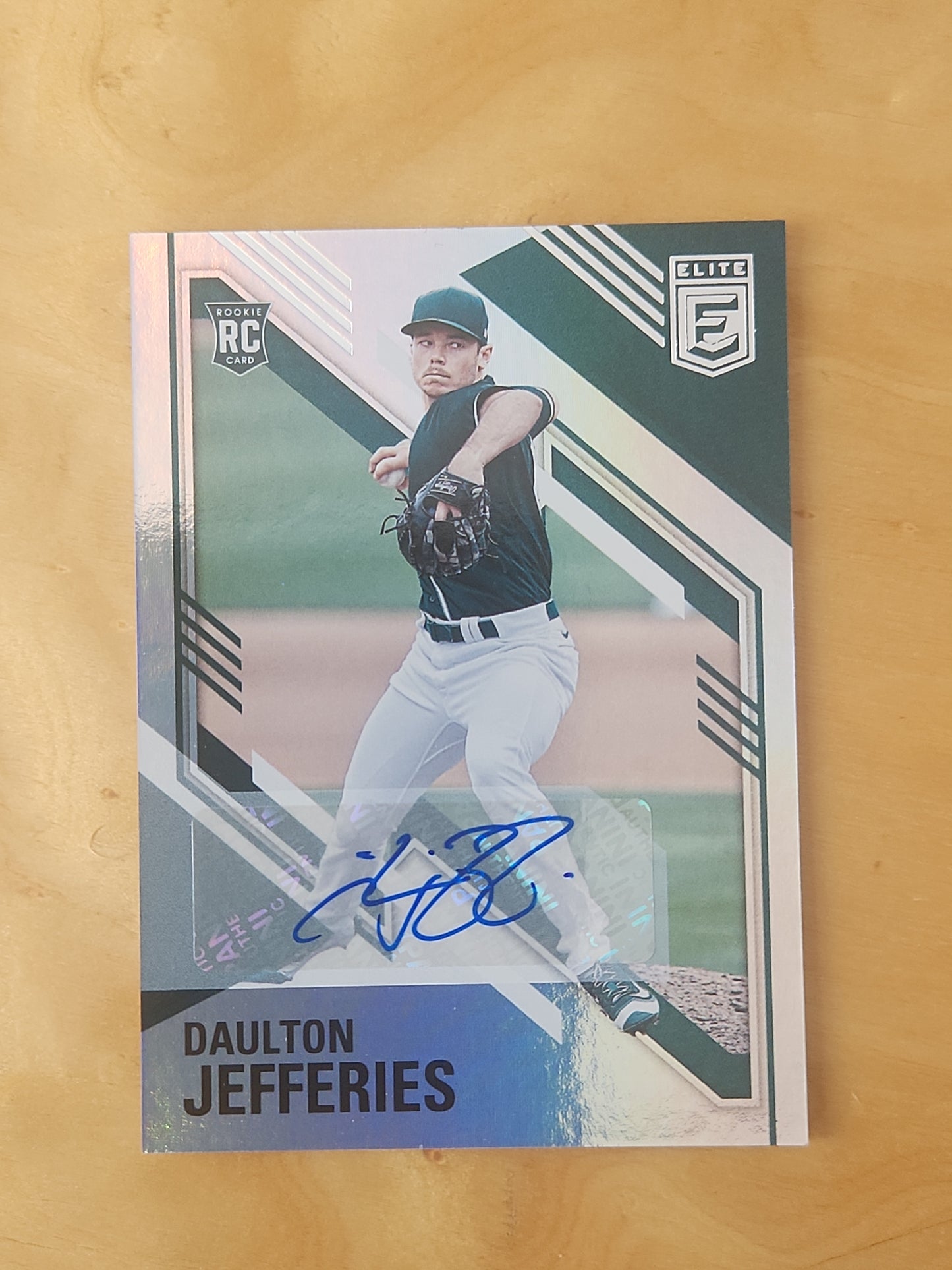 2021 Panini Chronicles Baseball Elite Autographs #33 Daulton Jefferies SIGNED