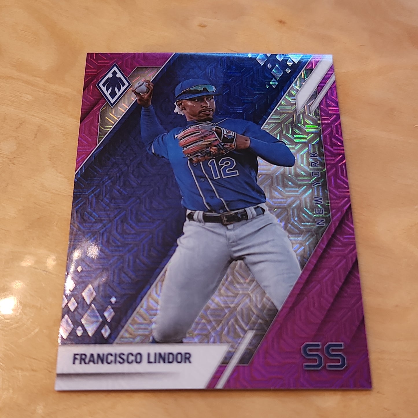 Panini Mosaic Refractor Francisco Lindor 26/99 #23