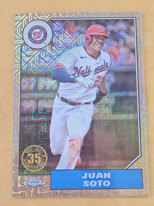 2022 Topps Update Silver Pack Chrome Juan Soto #T87C-57