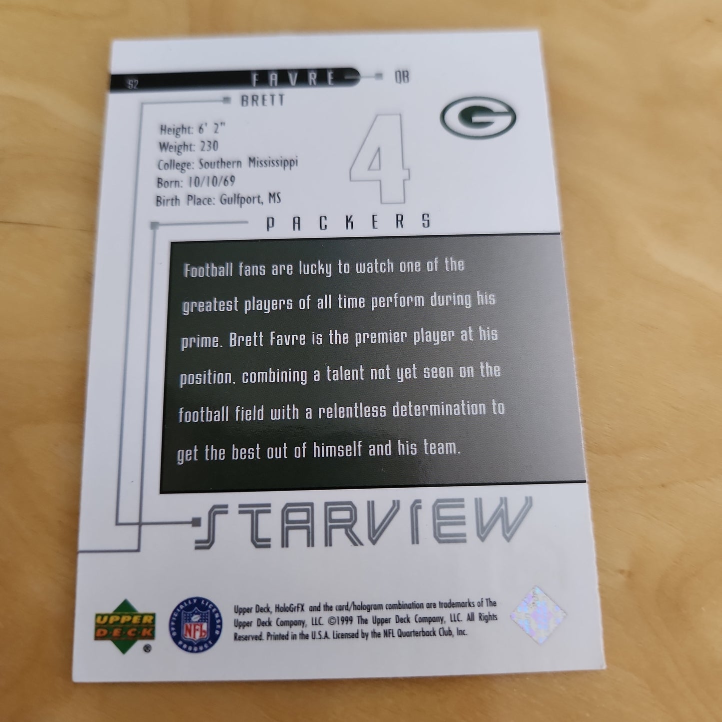 Upper Deck HoloGrFX Starkrew Brett Favre #S2