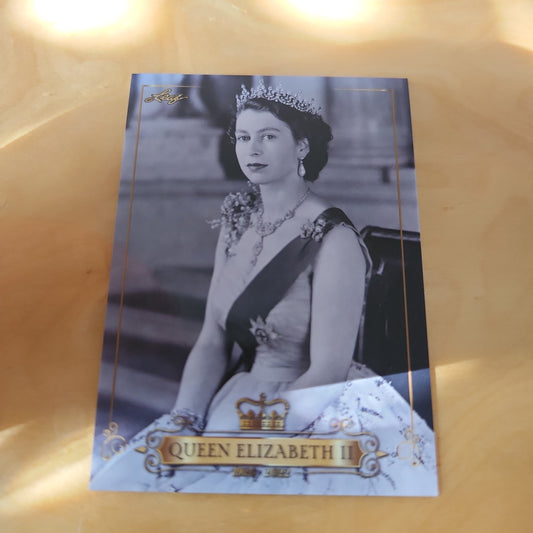 Leaf Queen Elizabeth II #QE-1