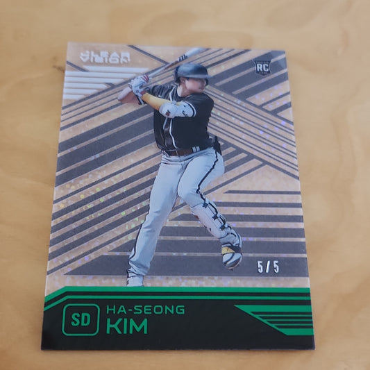 Panini Clear Vision Disco Green Ha-Seong Kim RC 5/5 #22