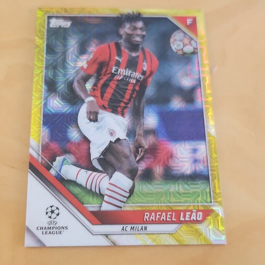 Topps Chrome Champions League Yellow Refractor Rafael Leão 148/150 #107