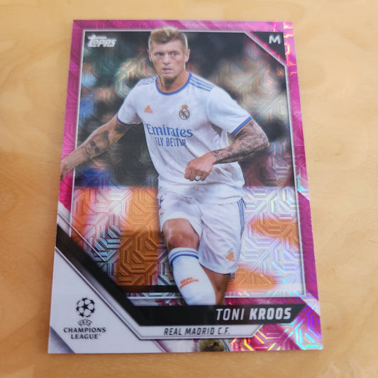 Topps Champions League Pink Refractor Toni Kroos 005/125 #112
