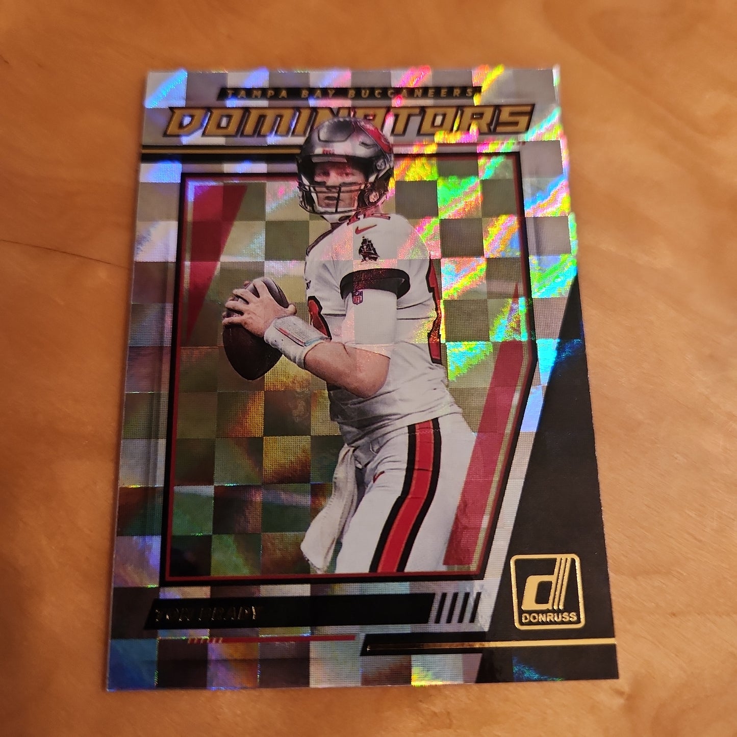 Panini Donruss Football Dominators Refractor Tom Brady #D31