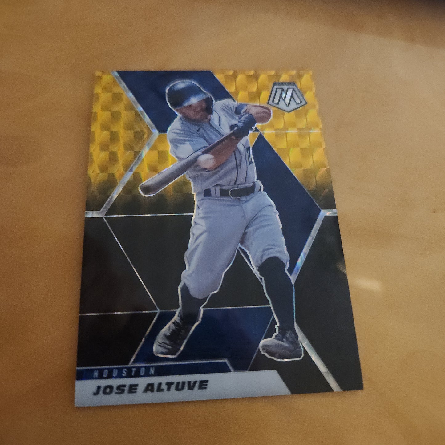 Panini Baseball Mosaic Prizm Black & Yellow Jose Altuve 5/8 #108