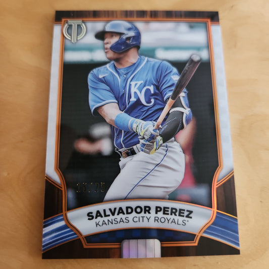 Topps Salvador Perez 15/25 #41