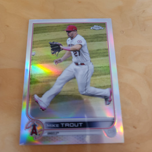 Topps Chrome Mike Trout #200