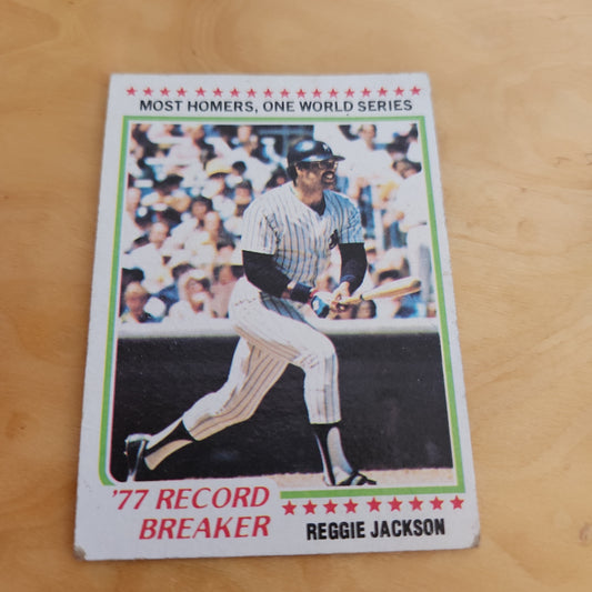 Topps Reggie Jackson #7