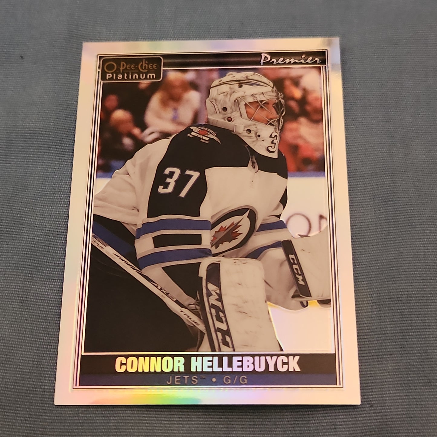 O-Pee-Chee Platinum Premier Connor Hellebuyck #P-19