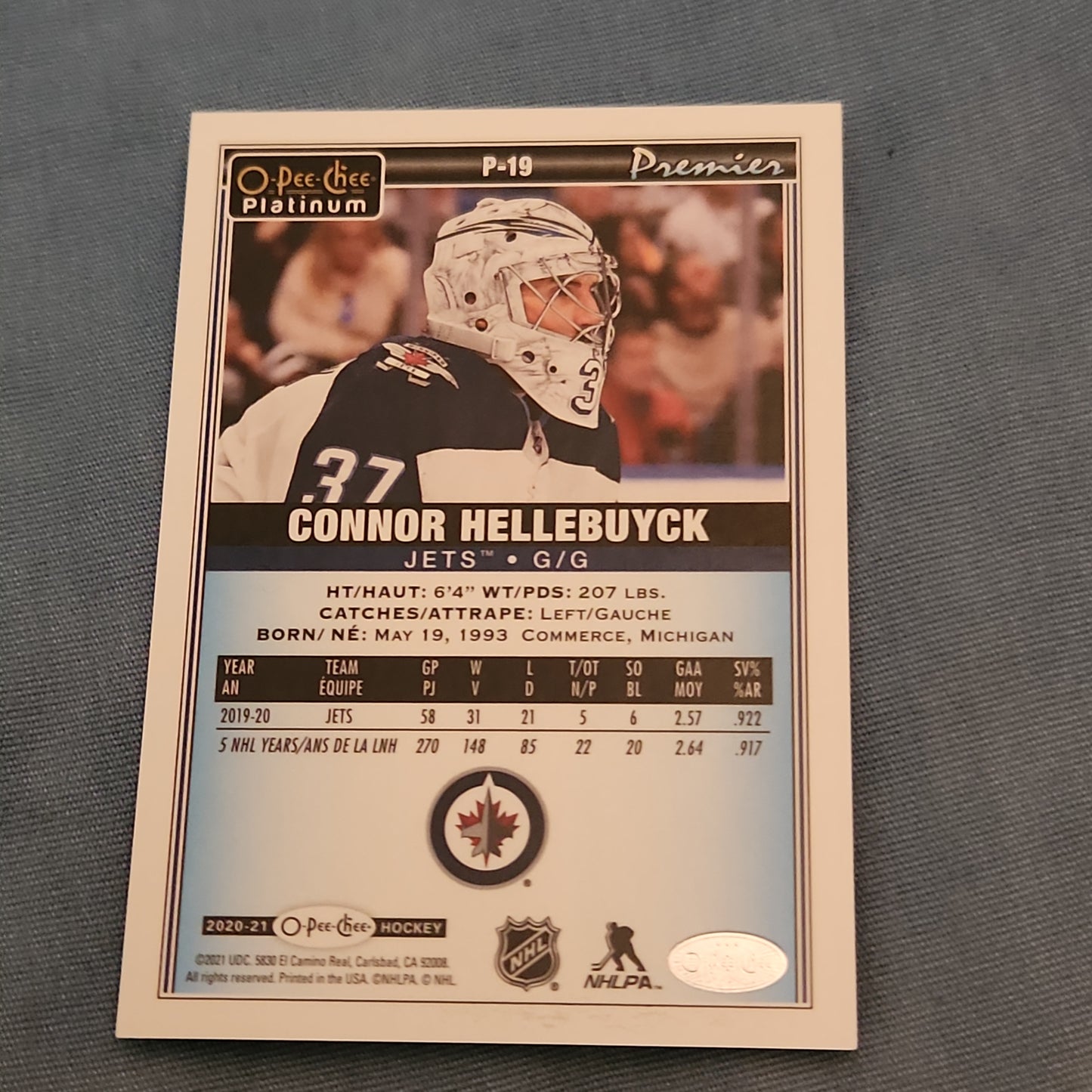 O-Pee-Chee Platinum Premier Connor Hellebuyck #P-19