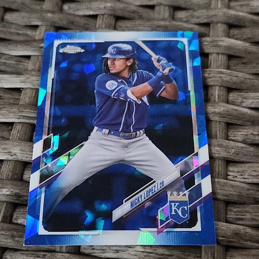 Topps Chrome Blue Saphire Nicky Lopez #415