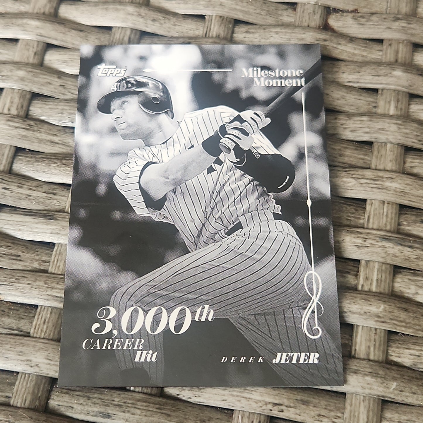 Topps Black & White Milestone Moment 3000th Carrer Hut Derek Jeter #MM-1
