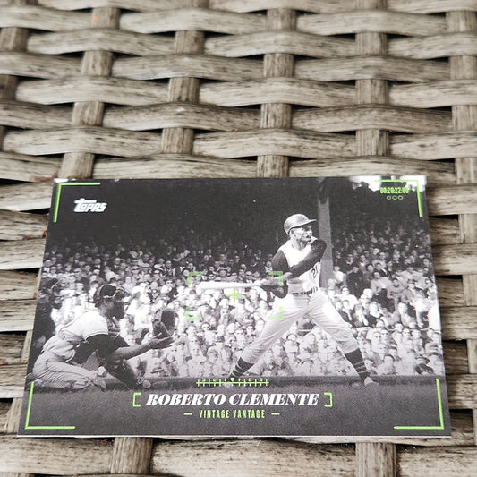 Topps Vinatge Vantage Roberto Clemente #VV-1