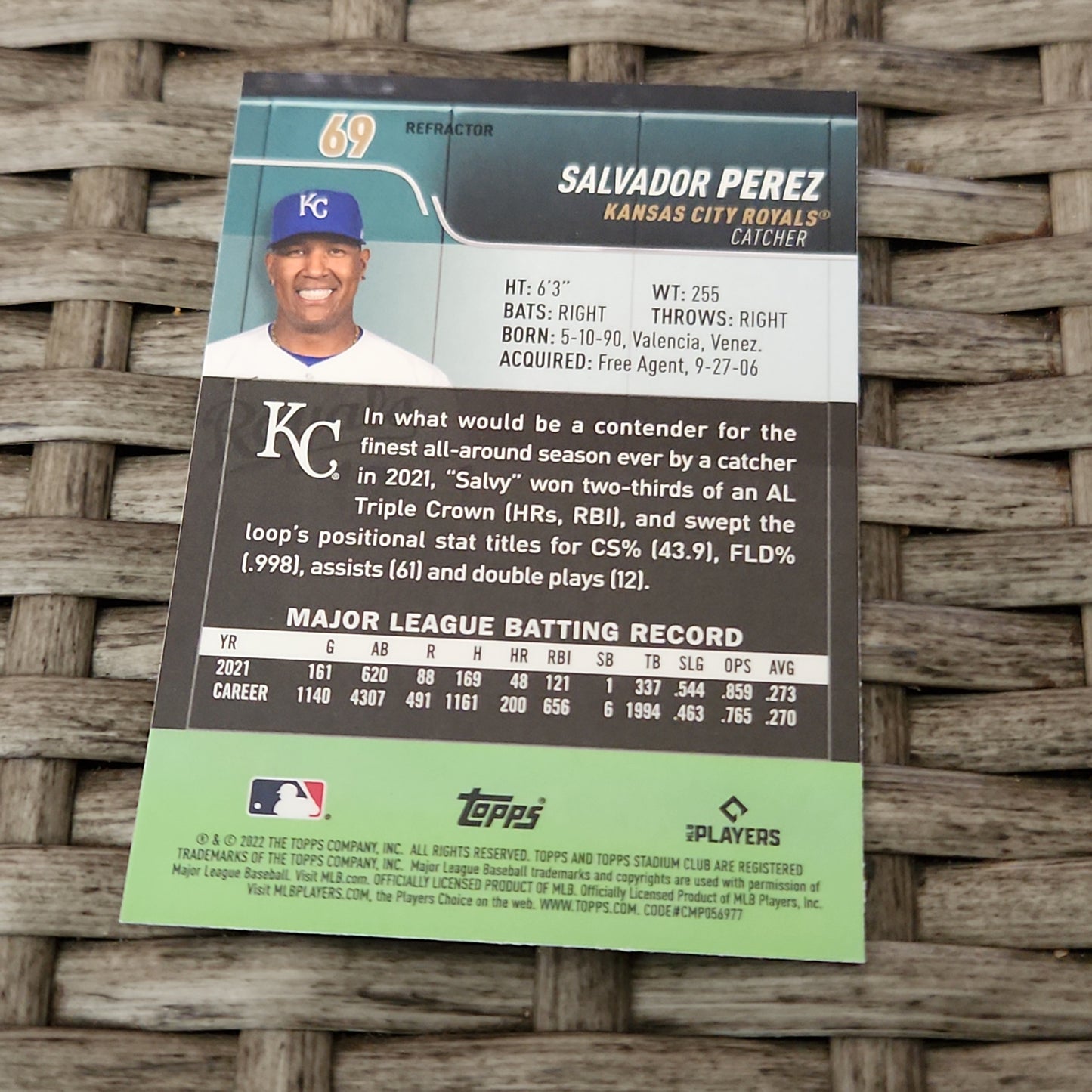 Topps Stadium Chrome Refractor Salvador Perez #69