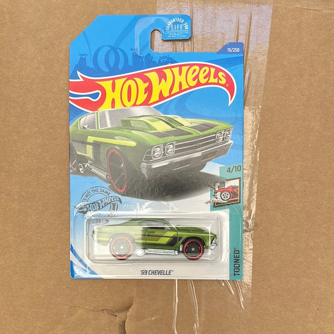 HotWheels Tooned €˜69 Chevelle