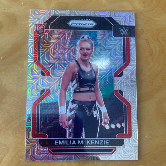 Panini Prizm WWE Parallel RC Emilia McKenzie #182 21/25
