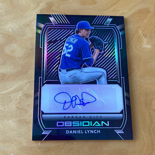 Panini Obsidian Purple Auto Daniel Lynch 15/99 #O-DL